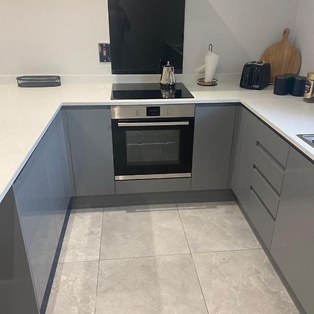 Modern 3-Bed Apartment In Magherafelt Sleeps 8 Exterior foto